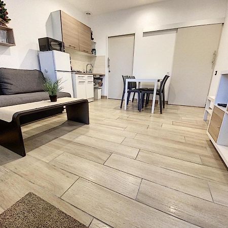 Ferienwohnung F2 "Le Parc" Clim, Wifi, Pmr Balaruc-les-Bains Exterior foto